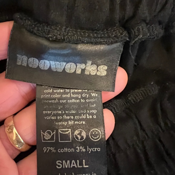 Nooworks black joggers! Size Small - Picture 3 of 10